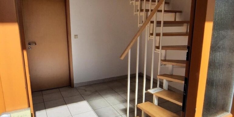 Hauseingang / Treppenhaus ...