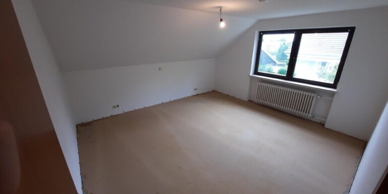 Zimmer 4 DG ...