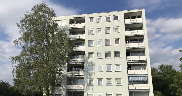 Wohnhaus ...