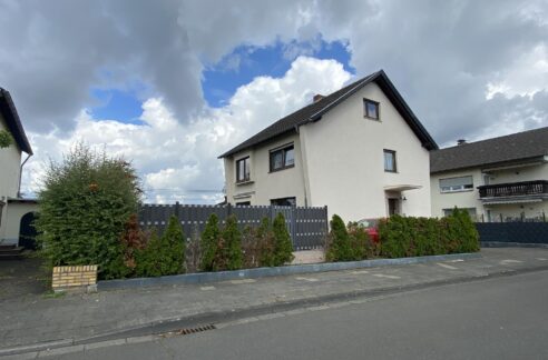 Strassenansicht 1 ...