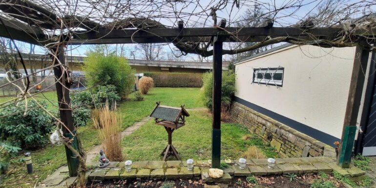 Blick in den Garten ...