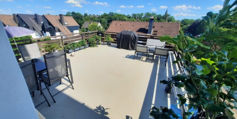 Dachterrasse ...