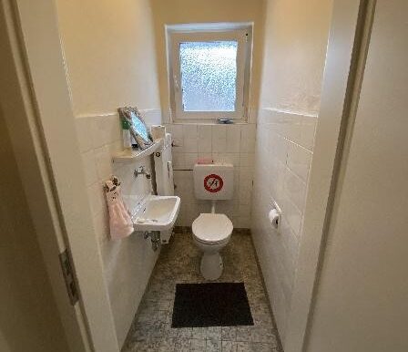 Gäste-WC ...