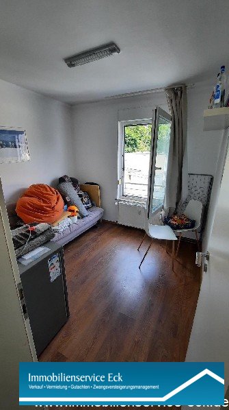 Zimmer 2.OG ...