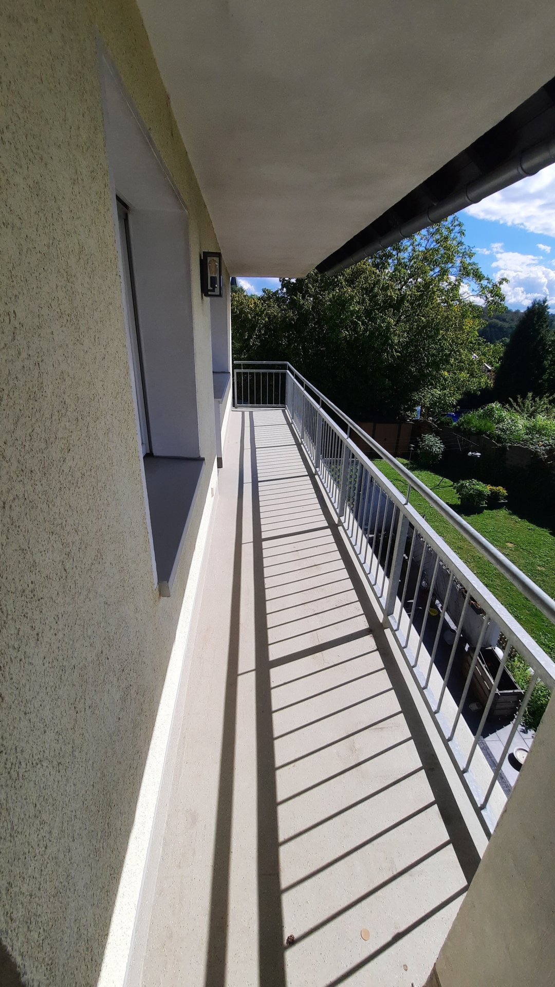 Balkon ...