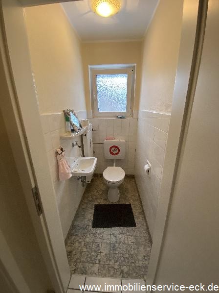 Gäste-WC ...